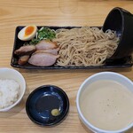 麺屋 鴨のち牛 - 