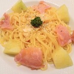 フォーシーズンズカフェ - マスクメロンと生ハムのペペロンチーノ