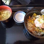 居酒屋 肴とり - 肴とり丼