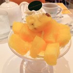 フォーシーズンズカフェ - 金色羅皇パフェ