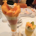 フォーシーズンズカフェ - 宮古島マンゴーパフェ　トロピカルプリン