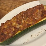 Porky's kitchen - ズッキーニのラグーのせ
