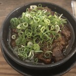 立ち飲み やみー - 煮込みが驚愕の300円♡ ちょー美味い♪