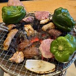 焼肉処 まるます家 - 