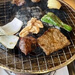 焼肉処 まるます家 - 