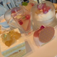 ポム・ダダン - 