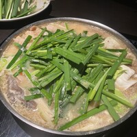 博多もつ鍋 やま中 赤坂店 - もつ鍋(みそ味)