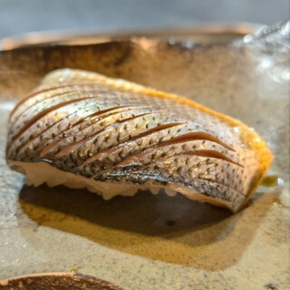 あなたは小肌の寿司本当に「美味しい」と思って食べてますか？