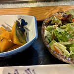一福 - 小鉢と野菜サラダ