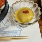 ひろ文 - とうもろこしの豆腐って言ってたと思います。お品書きは無かったです。飲んでたので記憶が…【ごはん】の写真も【水物】の写真も無いし。