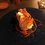 LAINE INAMURAGASAKI - カスタードとリンゴの熱々クルスタッド