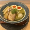 横浜淡麗らぁ麺 川上