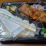 よしやす食堂 - 角煮定食