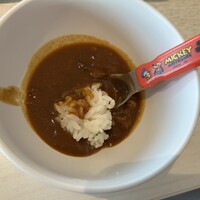アイリス - ホテルカレーも必食。好みの味わいだ。