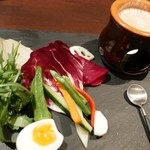 地野菜いっぱいのバーニャカウダ　ピエモンテ風（1/2分）