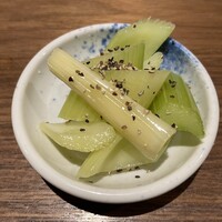 魚と炭と鉄板と ととと - セロリ浅漬
