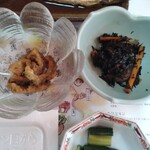 若松屋旅館 - ゴーヤの揚げポン酢＆ひじき煮