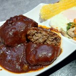 ほびーい喫茶店 - ハンバーグ断面