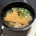 316278352 - 大阪名物の肉吸い、きつね入り