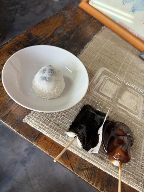 戸田うちわ餅店（トダウチワモチテン） - 中央弘前（和菓子）の写真