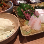 清水港　みなみ  - 豆腐、まいうー、刺身、まいうー