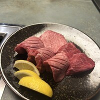 和牛とワイン 焼肉きゅうこん - 