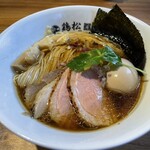 淡麗醤油らぁ麺 鶏松 - 