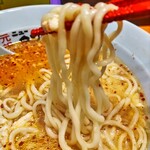 元祖 ニュータンタンメン本舗 - 「タンタンメン」の麺