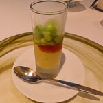 キヨ コラージュ - 