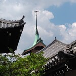 菊乃井 本店 - 8月末でも猛暑日が続く京都の東山地区