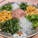 中国料理 旬輝 - 香港式海鮮サラダ。これはマスト