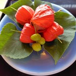 菊乃井 - 鬼灯を器にした八寸