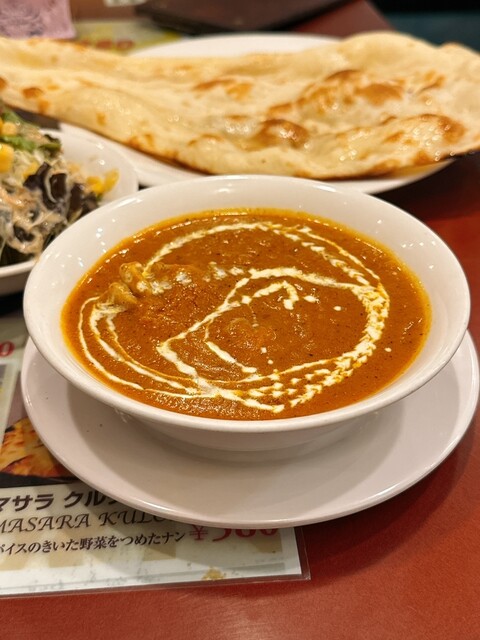 Akbar Hon Ten photo 2