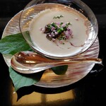 菊乃井 - 猪口(トマトすり流し　湯葉クリーム　順才　浅葱　花穂紫蘇)