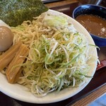 純米味噌ラーメン みそら堂 - 大盛は250g