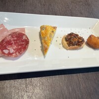 バル デ エスパーニャ ムイ 名古屋ミッドランド店 - 