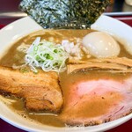 初代麺屋とのさき - 煮干しの旨みが凝縮されたスープ