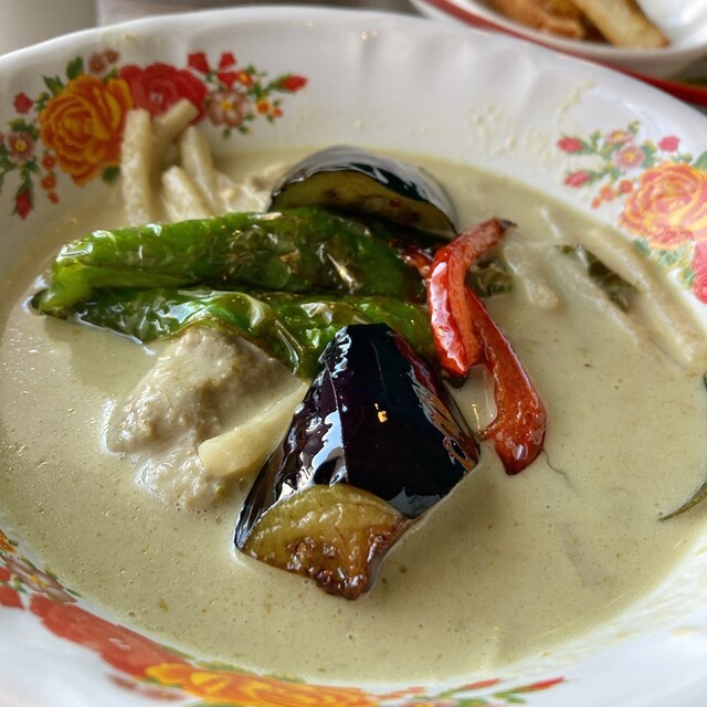 Thai kitchen na photo 2