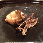 鮨 田なべ - 焼き牡蠣、干しホタルイカ