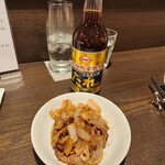 Bistro cafe eS - 青森B級グルメ「十和田バラ焼き」※スタミナ源タレ