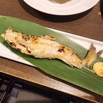 Bistro cafe eS - 下北半島名物「かんかい」(氷下魚こまい)一夜干し