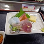 おかやま食堂 - 刺身盛り