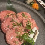 和牛屋 老舗肉卸問屋直営 - 