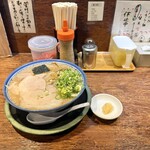 博多とんこつ 天神旗 - 