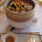 Le  meurice - Anguille fume Racines au gros sel