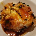 ル・プランタン - 上に乗った卵を割ったところ