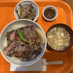 レストラン 味蕾亭 - ランチ： ビーフステーキ丼1180円税込、これでこの値段はなかなか良心的と言えよう