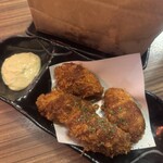 個室で味わう博多もつ鍋と手打ち焼き鳥 呑兵衛 - 