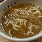 麺屋吉左右 - メンマ，細切りチャーシューが絡んウマサは格別。