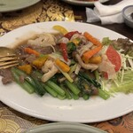 ドゥワン　ディー - 牛肉のオイスター炒め